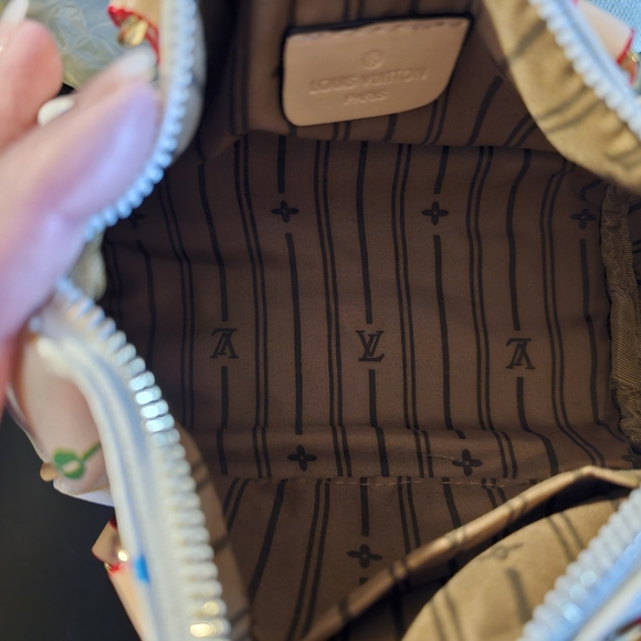 Luxury Designer Bag - Picture 5 of 9